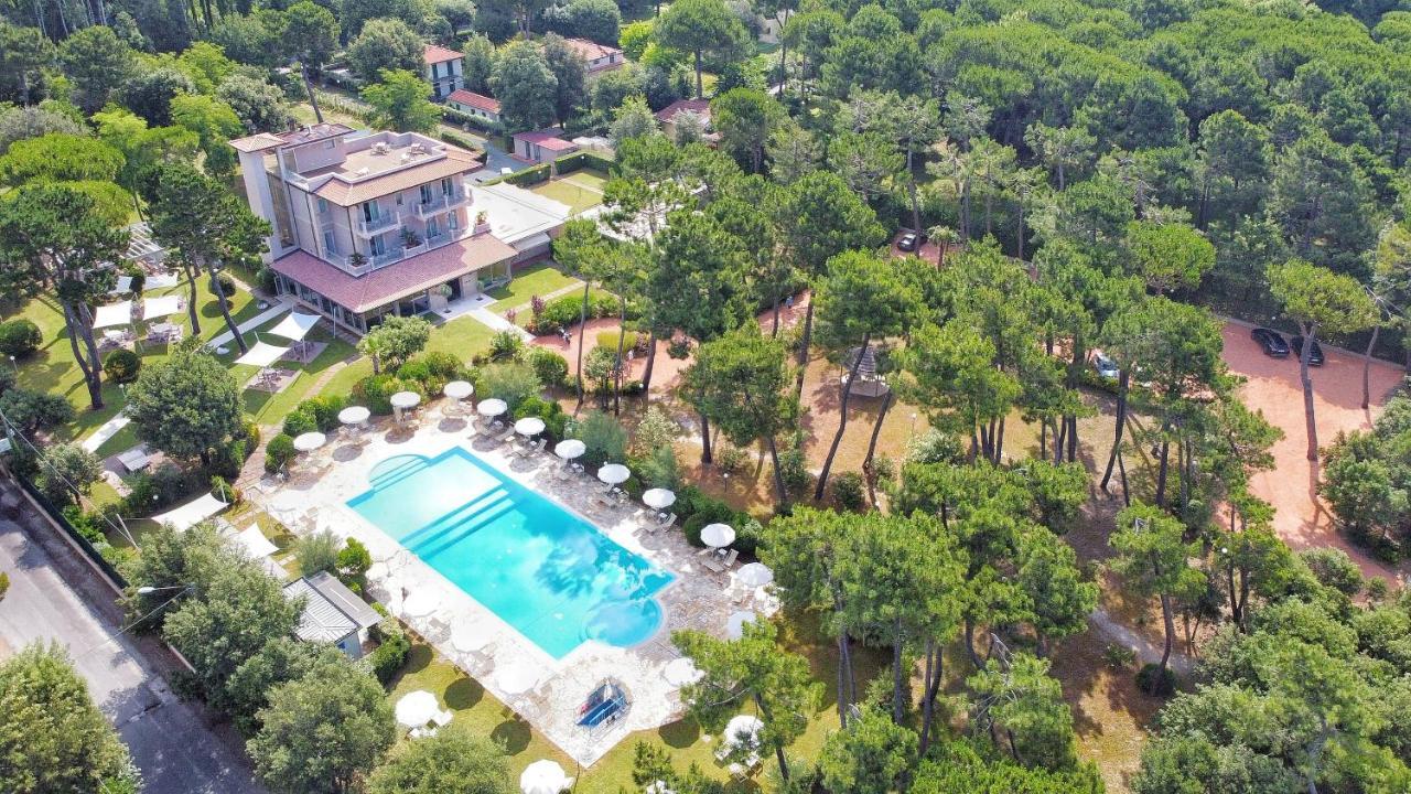 Hotel Villa Elsa Marina di Massa Eksteriør bilde