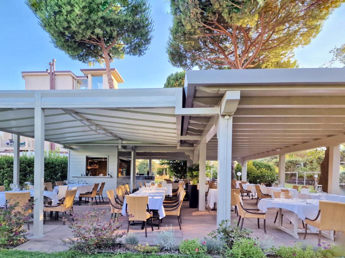 Hotel Villa Elsa Marina di Massa Eksteriør bilde
