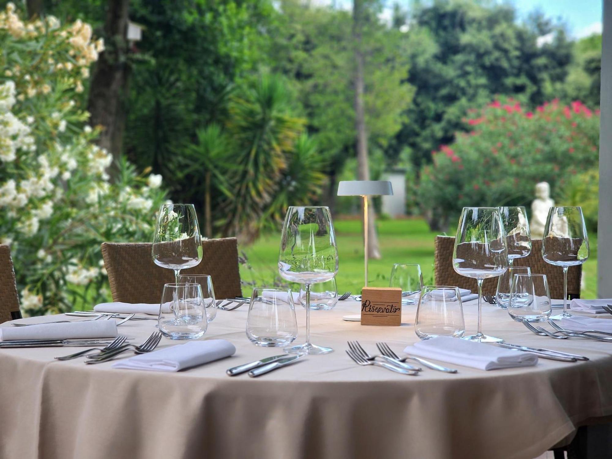 Hotel Villa Elsa Marina di Massa Eksteriør bilde