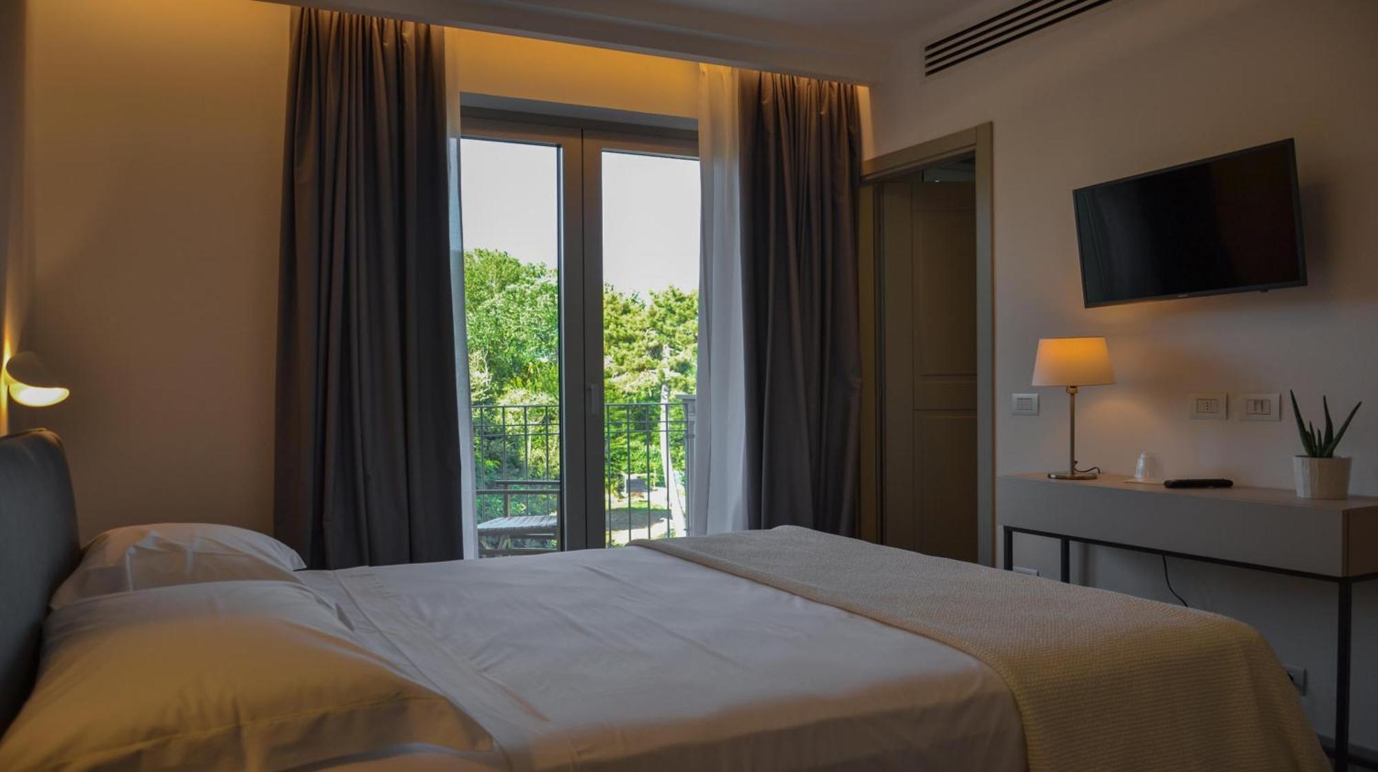 Hotel Villa Elsa Marina di Massa Rom bilde