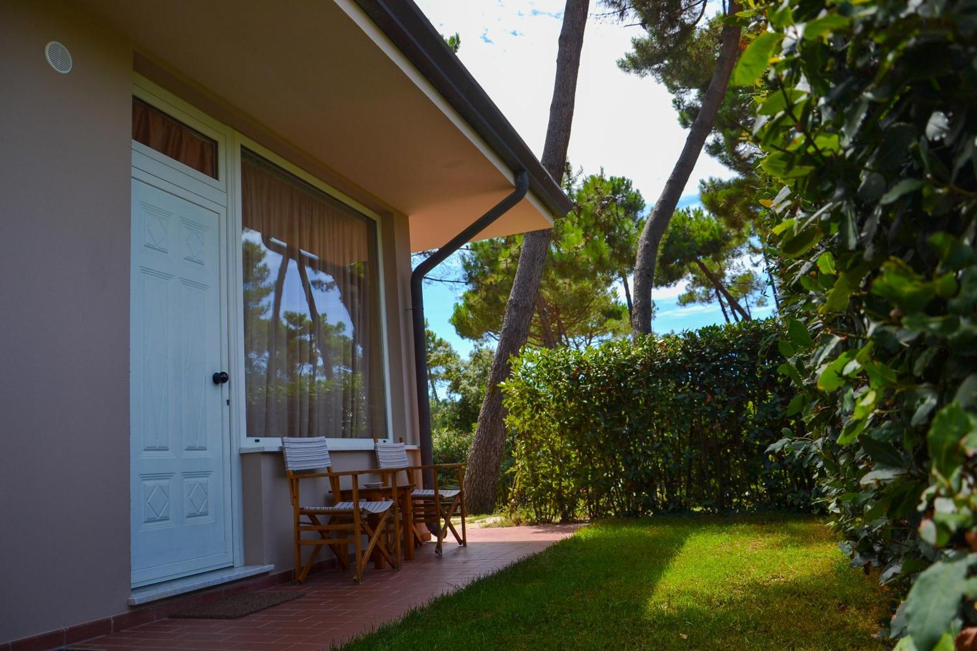 Hotel Villa Elsa Marina di Massa Eksteriør bilde