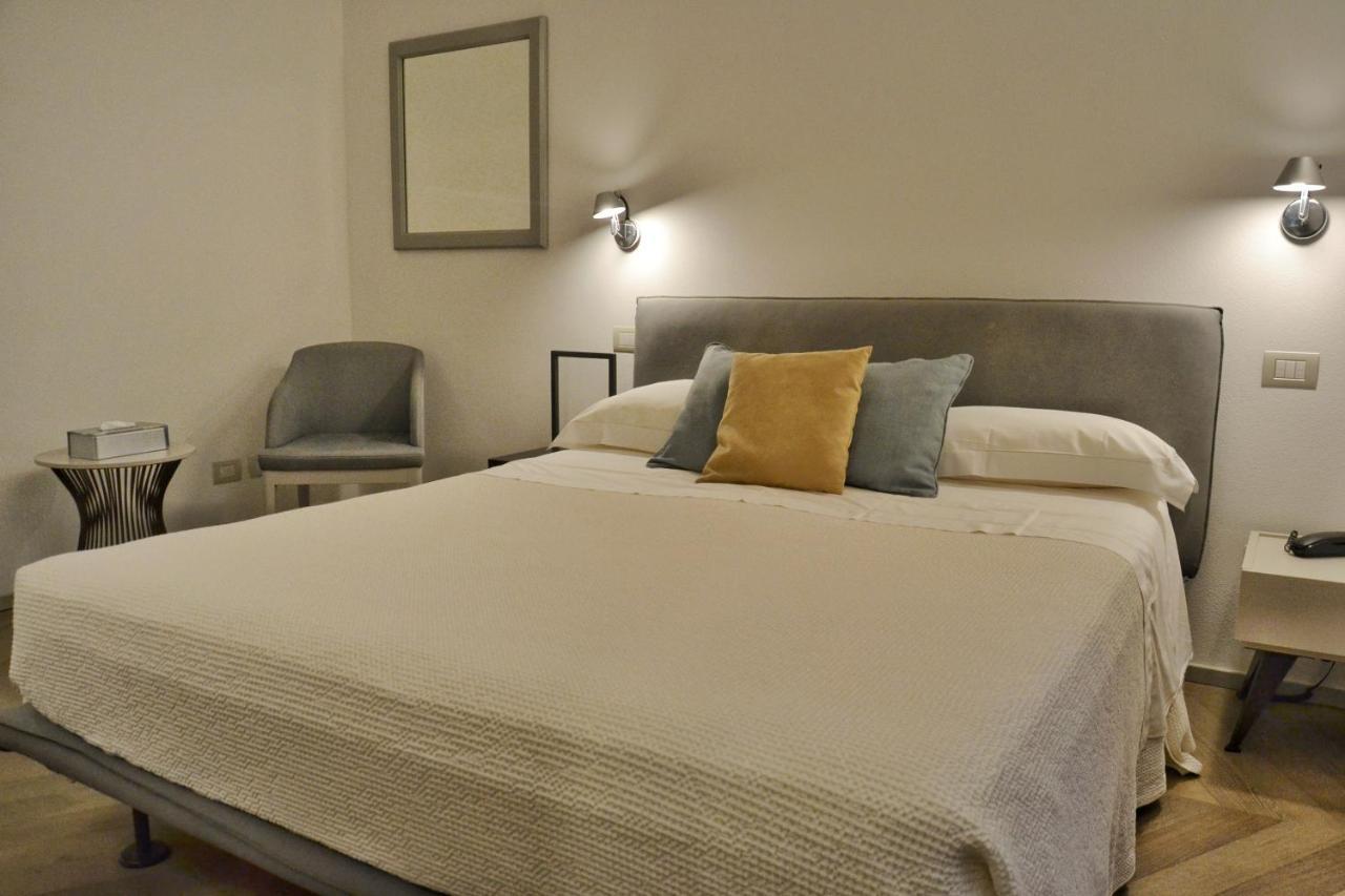 Hotel Villa Elsa Marina di Massa Eksteriør bilde