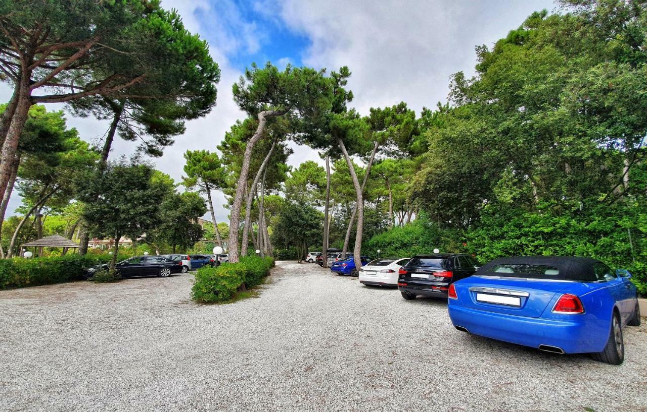 Hotel Villa Elsa Marina di Massa Eksteriør bilde