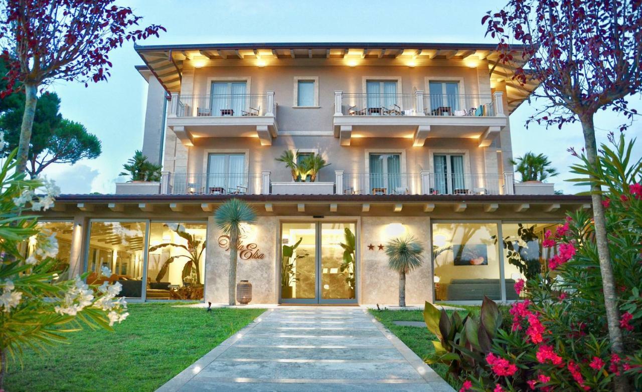 Hotel Villa Elsa Marina di Massa Eksteriør bilde